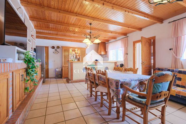 Image No.45-3 Bed Country House for sale