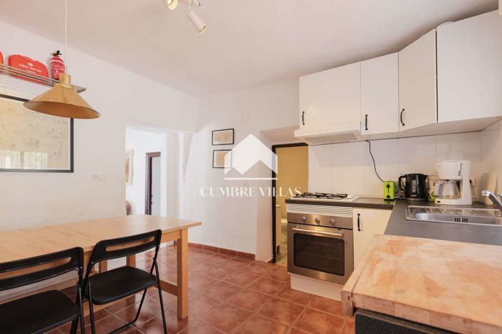 Image No.21-8 Bed Country House for sale