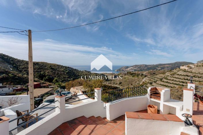 Image No.26-8 Bed Country House for sale