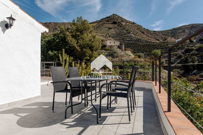 Image No.54-8 Bed Country House for sale