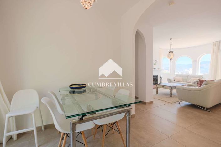 Image No.21-4 Bed Villa for sale