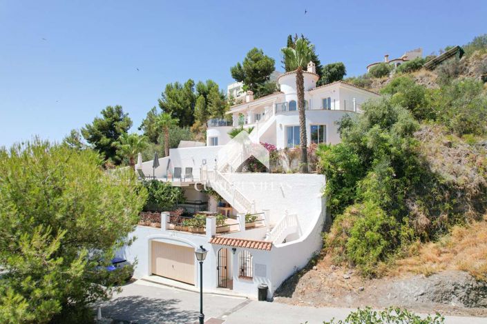 Image No.6-4 Bed Villa for sale