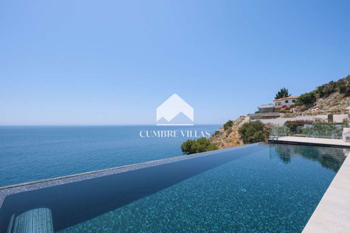 Image No.34-5 Bed Villa for sale