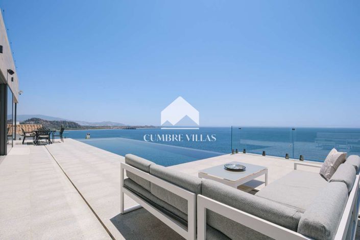 Image No.36-5 Bed Villa for sale