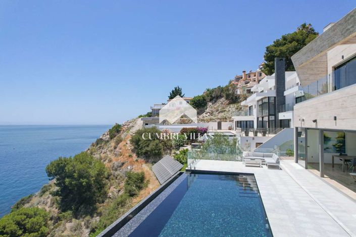 Image No.4-5 Bed Villa for sale