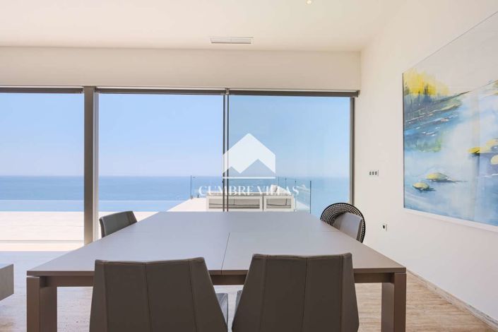 Image No.53-5 Bed Villa for sale