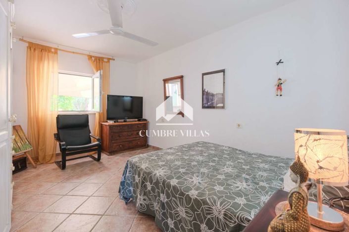 Image No.34-4 Bed Townhouse for sale