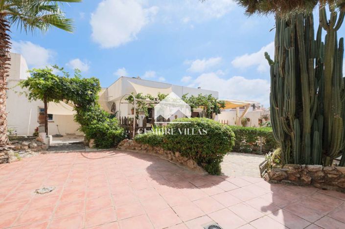 Image No.4-4 Bed Townhouse for sale