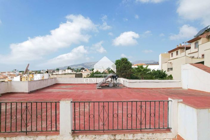 Image No.49-4 Bed Townhouse for sale