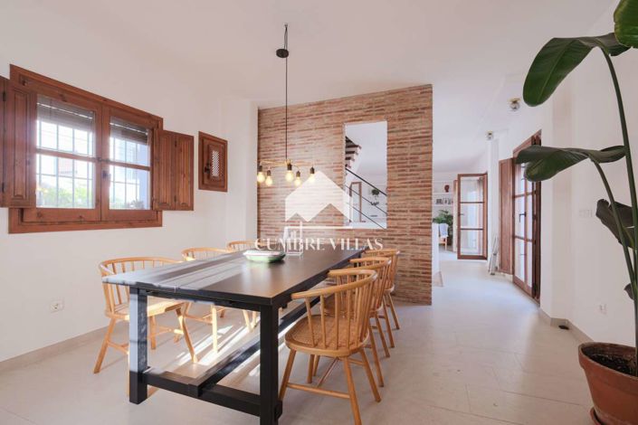 Image No.26-2 Bed Townhouse for sale