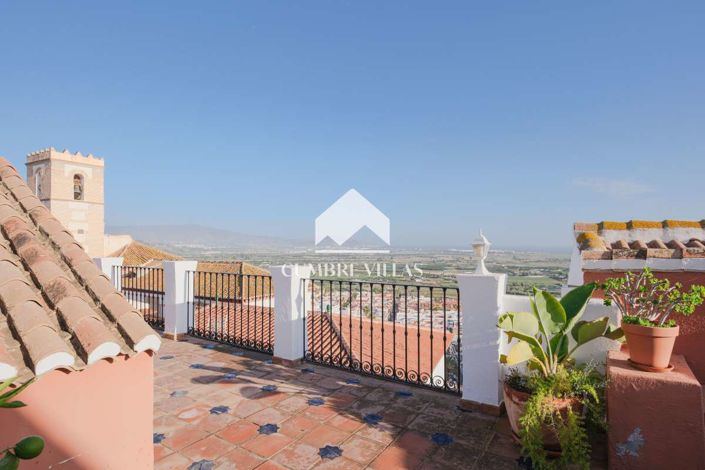 Image No.59-2 Bed Townhouse for sale