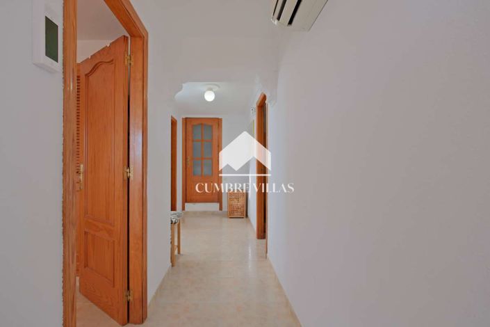 Image No.30-3 Bed Villa for sale