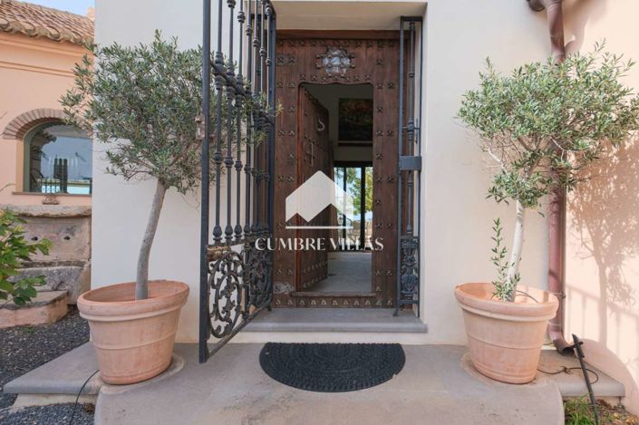 Image No.15-6 Bed Country House for sale