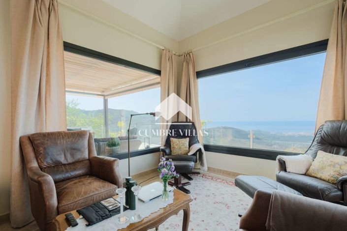 Image No.22-6 Bed Country House for sale