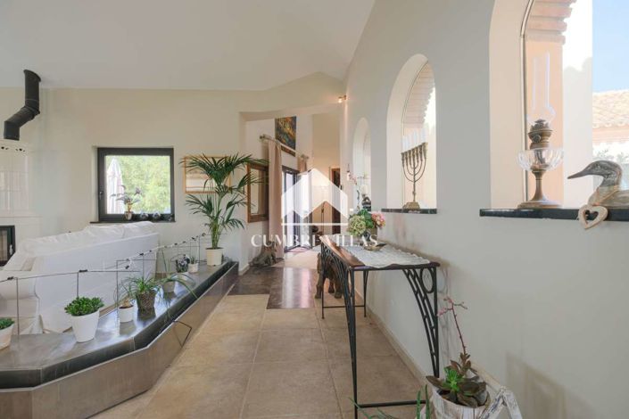 Image No.36-6 Bed Country House for sale