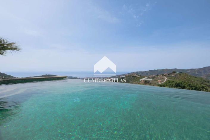 Image No.43-6 Bed Country House for sale