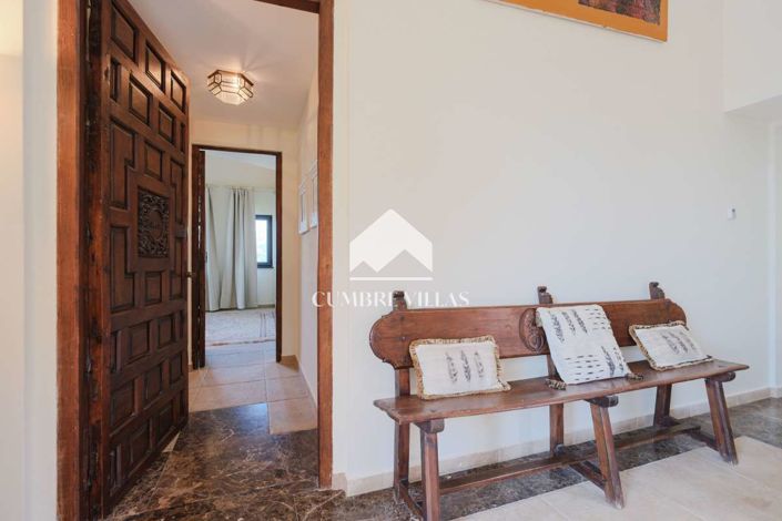 Image No.55-6 Bed Country House for sale