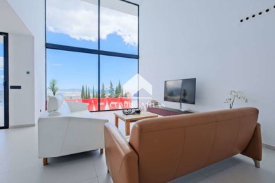 20250401160929000000dscf3642