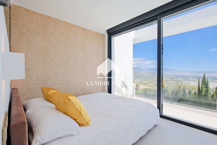 Image No.44-6 Bed Villa for sale