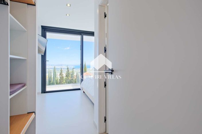 Image No.48-6 Bed Villa for sale