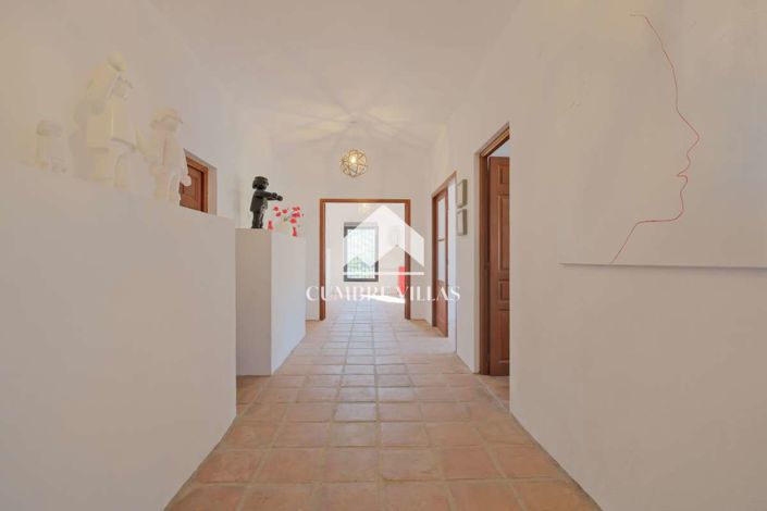 Image No.26-5 Bed Country House for sale