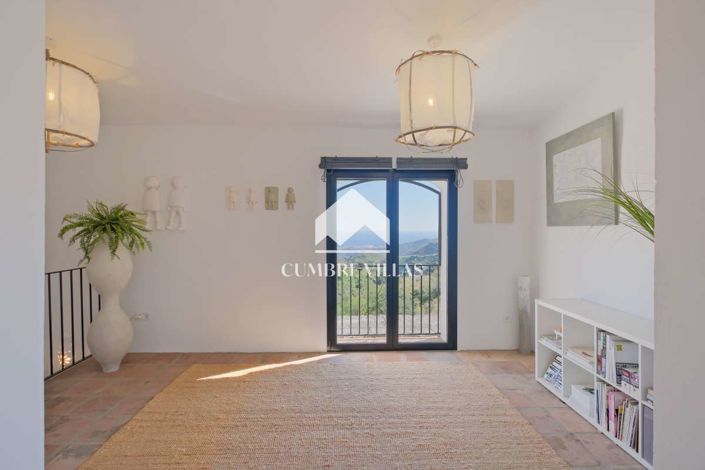 Image No.31-5 Bed Country House for sale