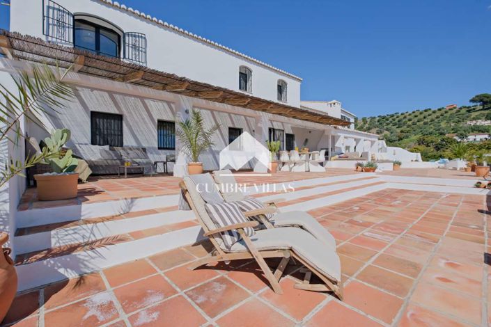 Image No.6-5 Bed Country House for sale