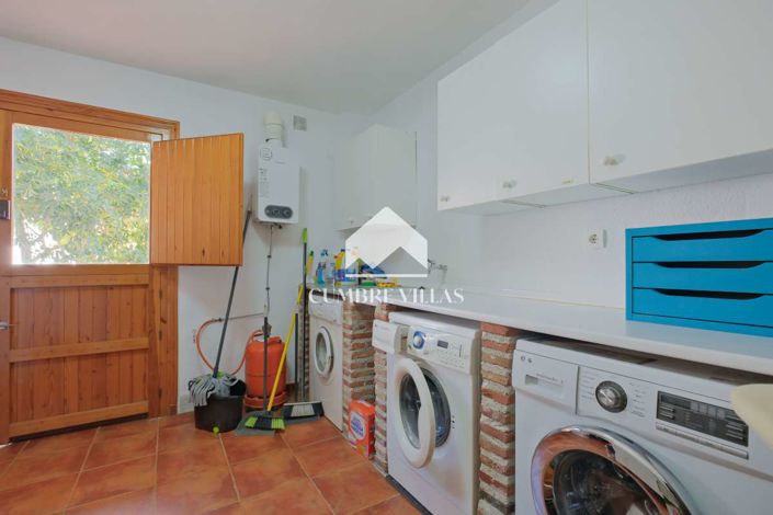 Image No.23-5 Bed Country House for sale