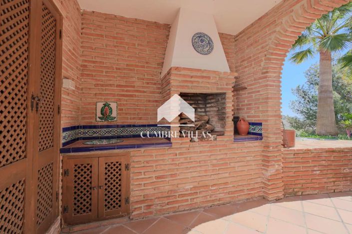 Image No.26-5 Bed Country House for sale