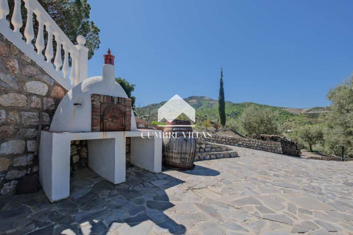 Image No.55-5 Bed Country House for sale