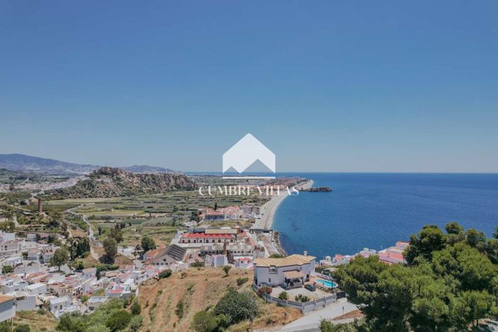 Image No.2-4 Bed Villa for sale