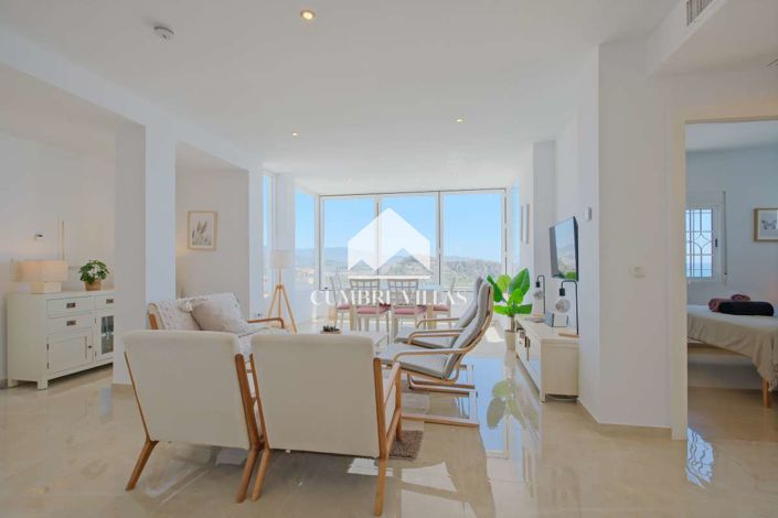 Image No.28-4 Bed Villa for sale