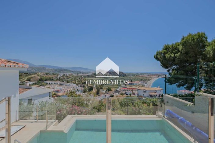 Image No.5-4 Bed Villa for sale