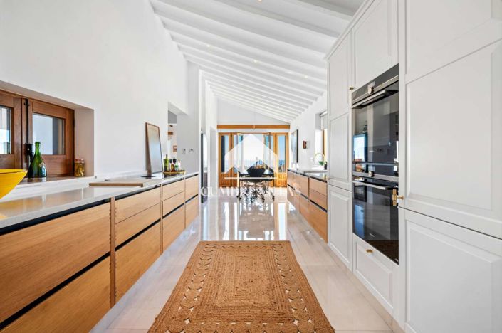 Image No.12-5 Bed Villa for sale