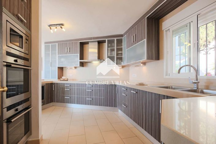 Image No.21-5 Bed Villa for sale