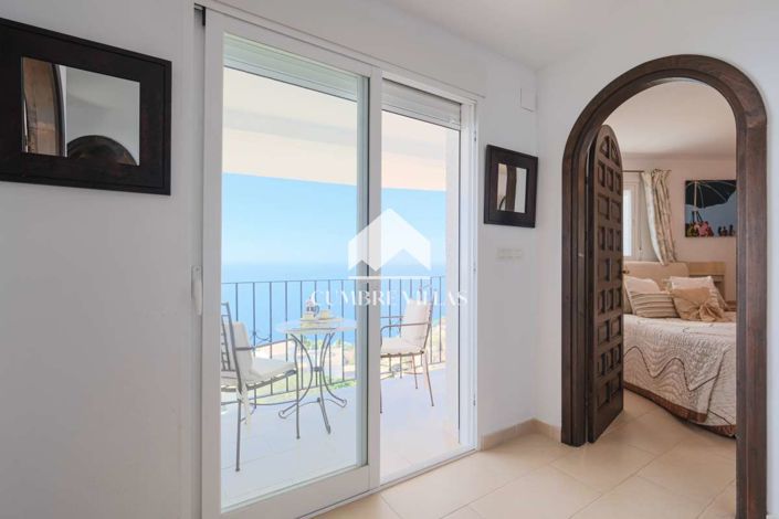 Image No.41-5 Bed Villa for sale