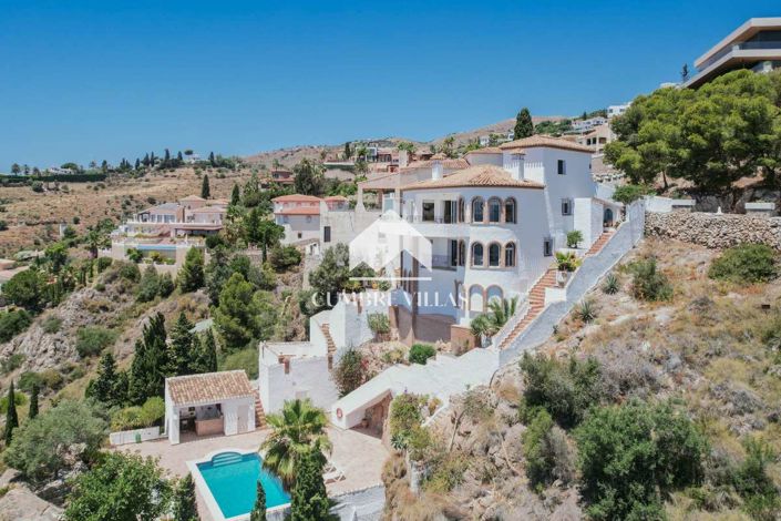 Image No.5-5 Bed Villa for sale