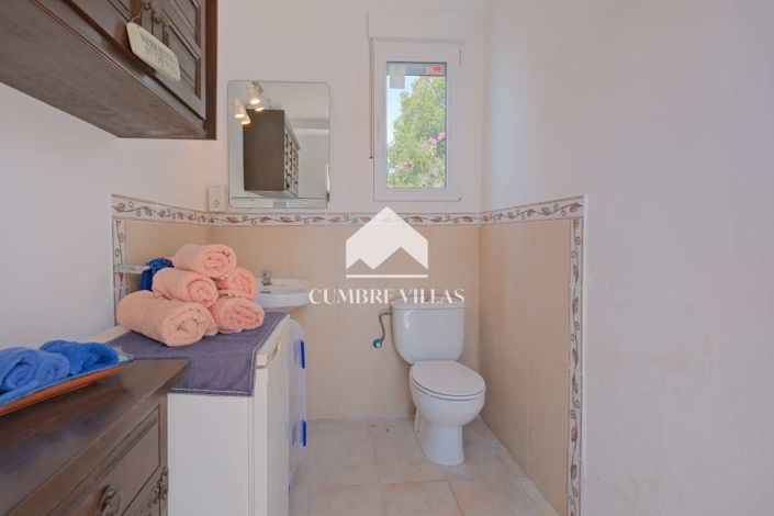 Image No.58-5 Bed Villa for sale