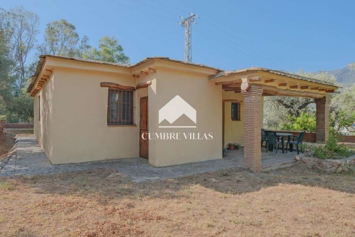 Image No.10-6 Bed Country House for sale