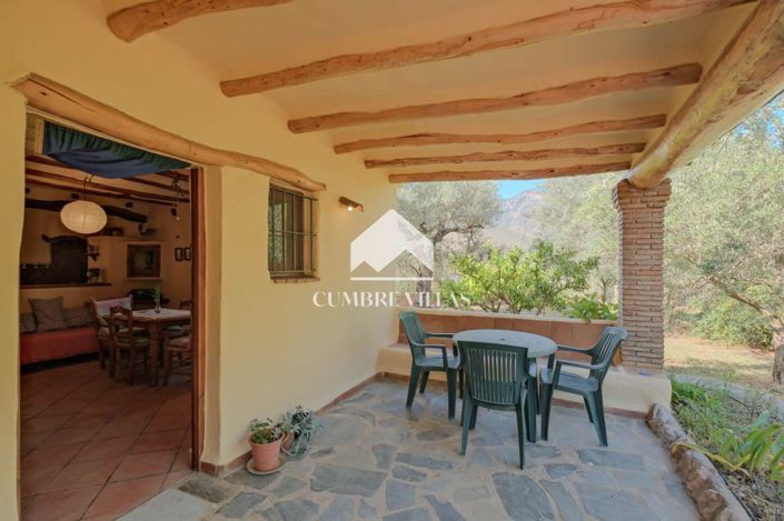 Image No.12-6 Bed Country House for sale