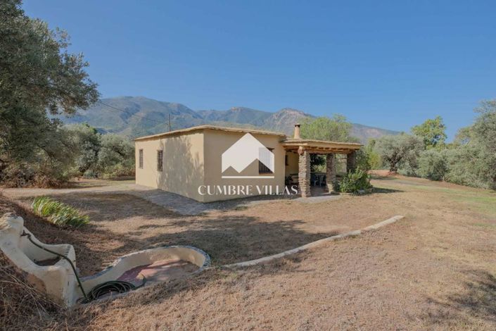 Image No.34-6 Bed Country House for sale