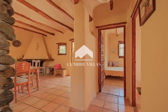 Image No.52-6 Bed Country House for sale