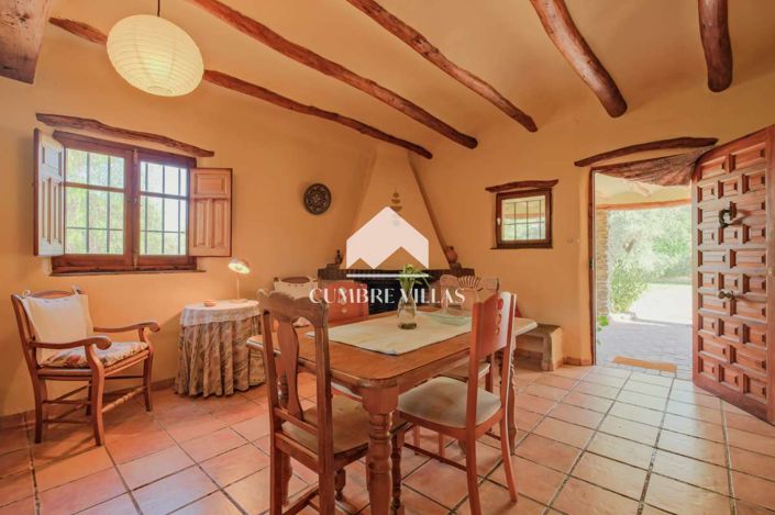 Image No.53-6 Bed Country House for sale