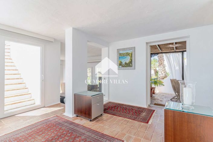 Image No.34-5 Bed Villa for sale