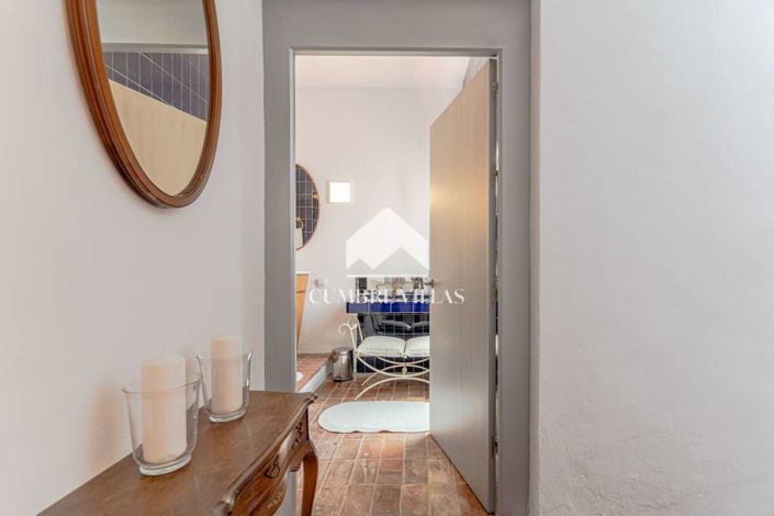 Image No.36-5 Bed Villa for sale