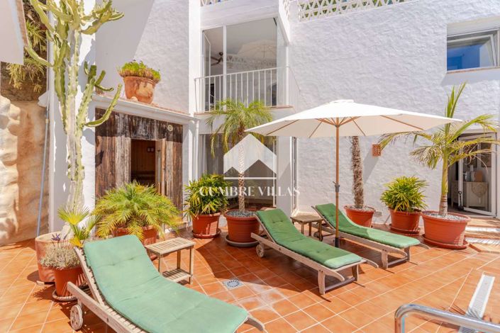 Image No.56-5 Bed Villa for sale