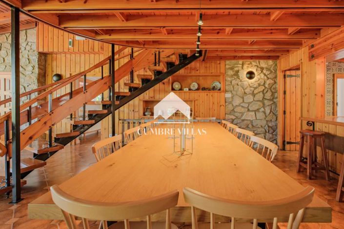 Image No.15-7 Bed Villa for sale