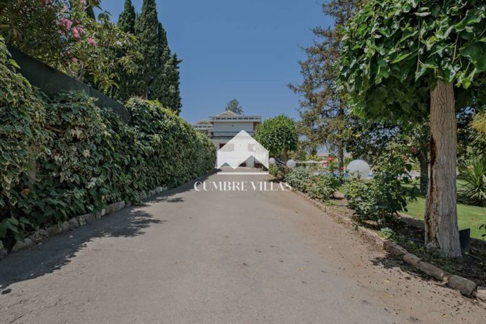 Image No.5-7 Bed Villa for sale