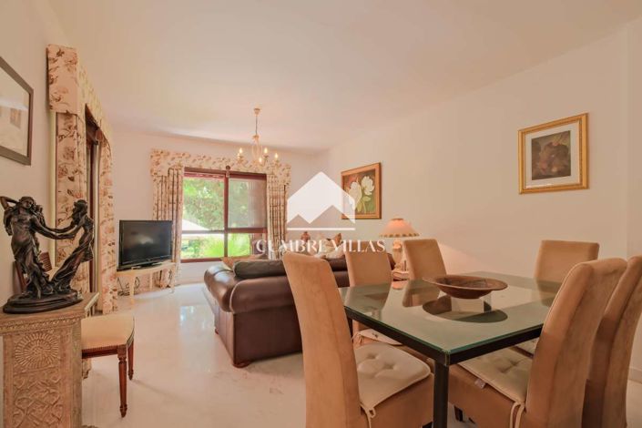 Image No.14-4 Bed Townhouse for sale