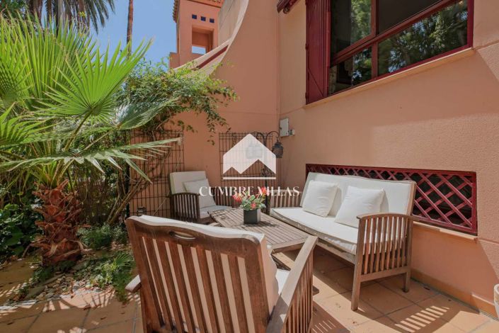 Image No.27-4 Bed Townhouse for sale